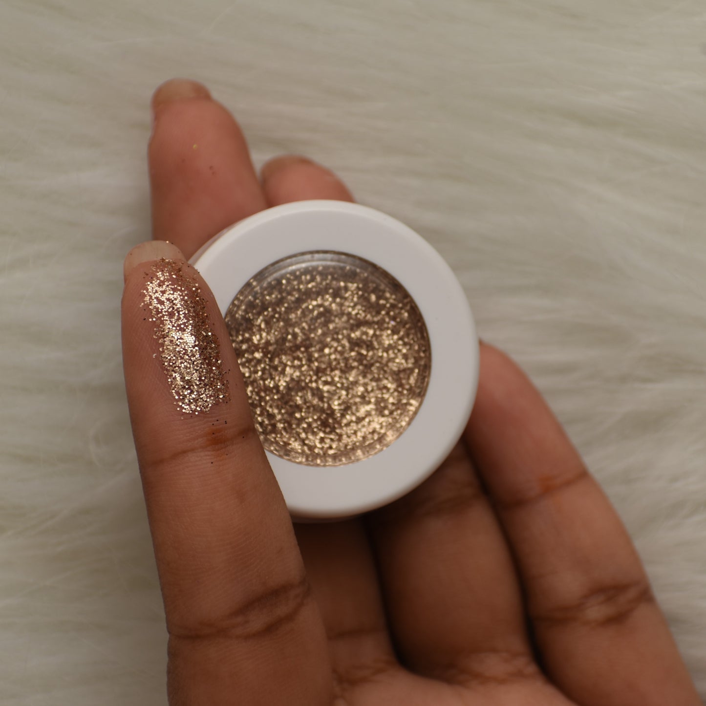 Starglaze - High Shine Glitter Eyeshadow - 12 Sparkly Shades